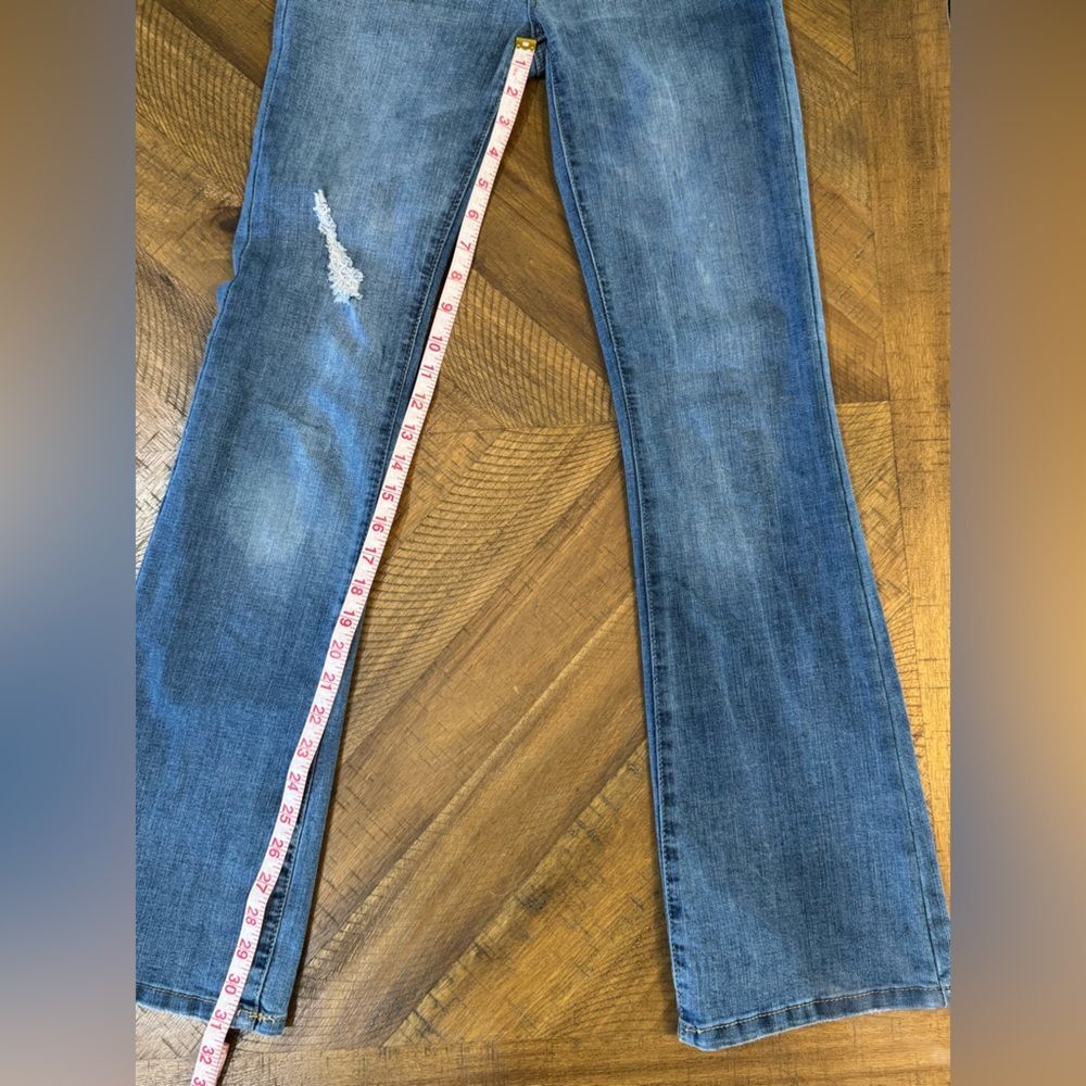 BCBGeneration Women’s Mid Rise Bootcut Distressed Blue Jeans Size 1 - Picture 6 of 14